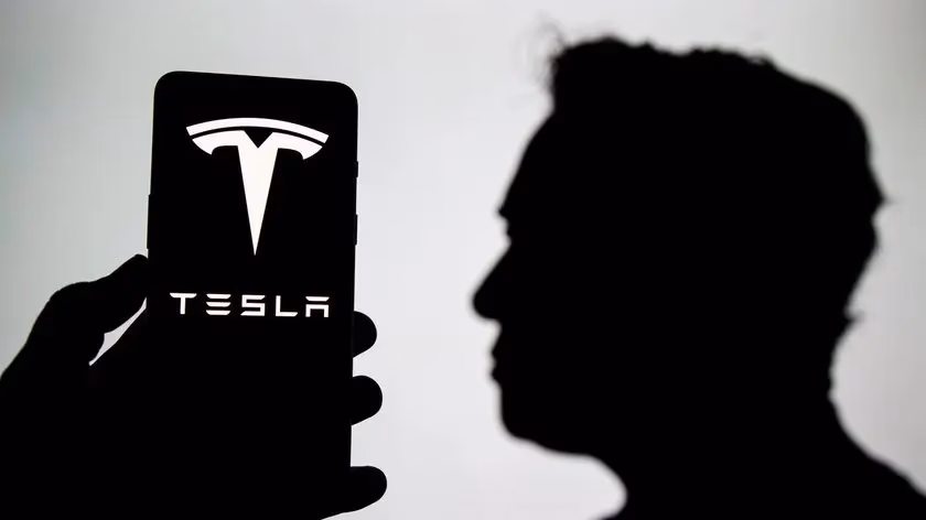 „Wie ein gelangweiltes Kind“: Experte kritisiert Tesla-Chef scharf