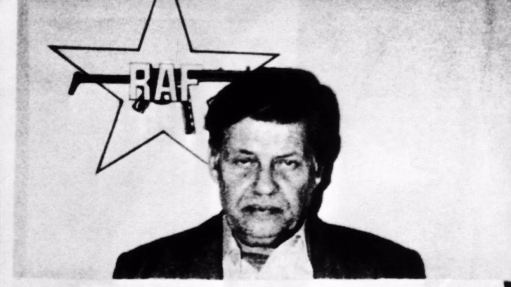 Geheimes Treffen im Gerichtssaal? RAF-Terrorist Karl-Heinz Dellwo taucht im Klette-Prozess auf!