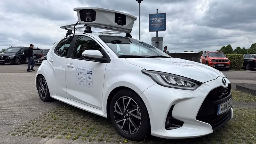 Smarte Fahrzeuge gegen Falschparker – so funktioniert die automatische Erkennung